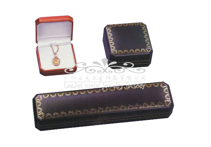 Imitation leather + Plastic Jewelry Boxes  Purple Romantic Jewelry Boxes Jewelry Boxes Wholesale & Customized  CL210521